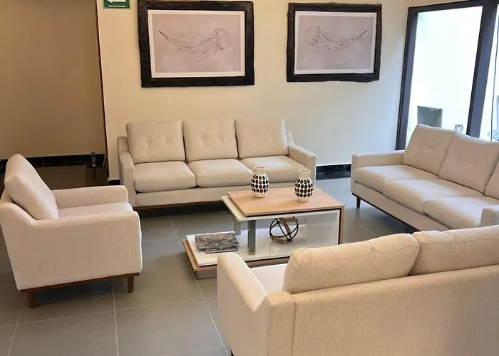 Hotel Mundo Maya Aeropuerto 3*