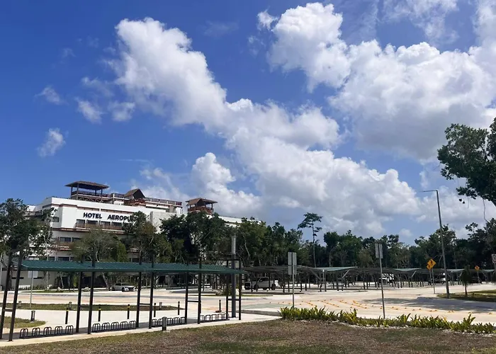 Mundo Maya Aeropuerto 3*