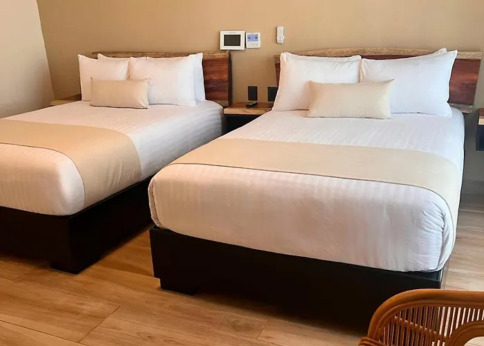 Mundo Maya Aeropuerto Hotel