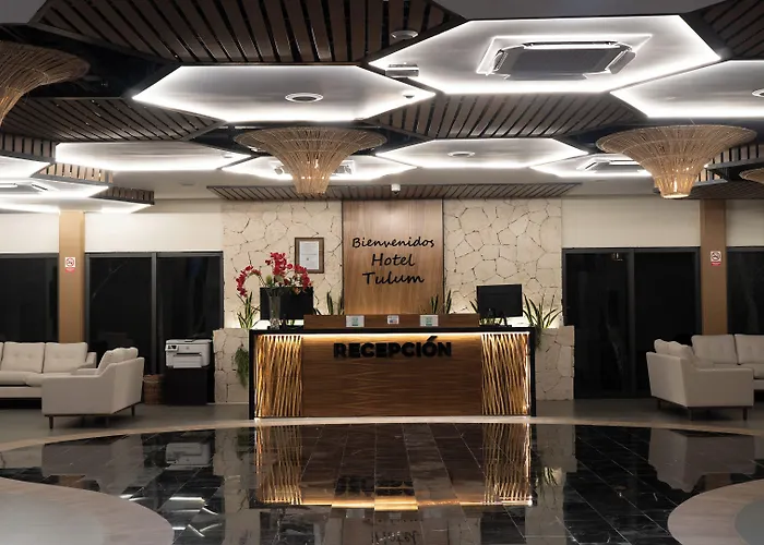 Mundo Maya Aeropuerto Hotel